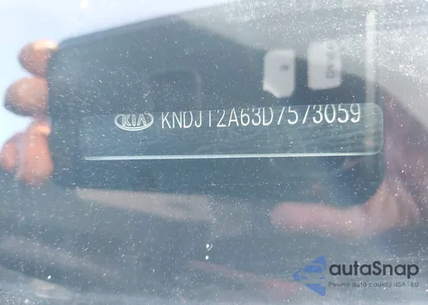 2013 Kia Soul + z USA, uszkodzony, nr VIN KNDJT2A63D7573059